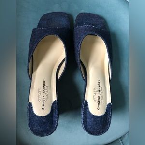 LIKE NEW Chinese Laundry size 8M denim heels